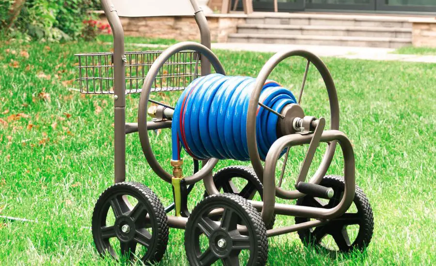 How does a hose reel work: unveiling the mechanics